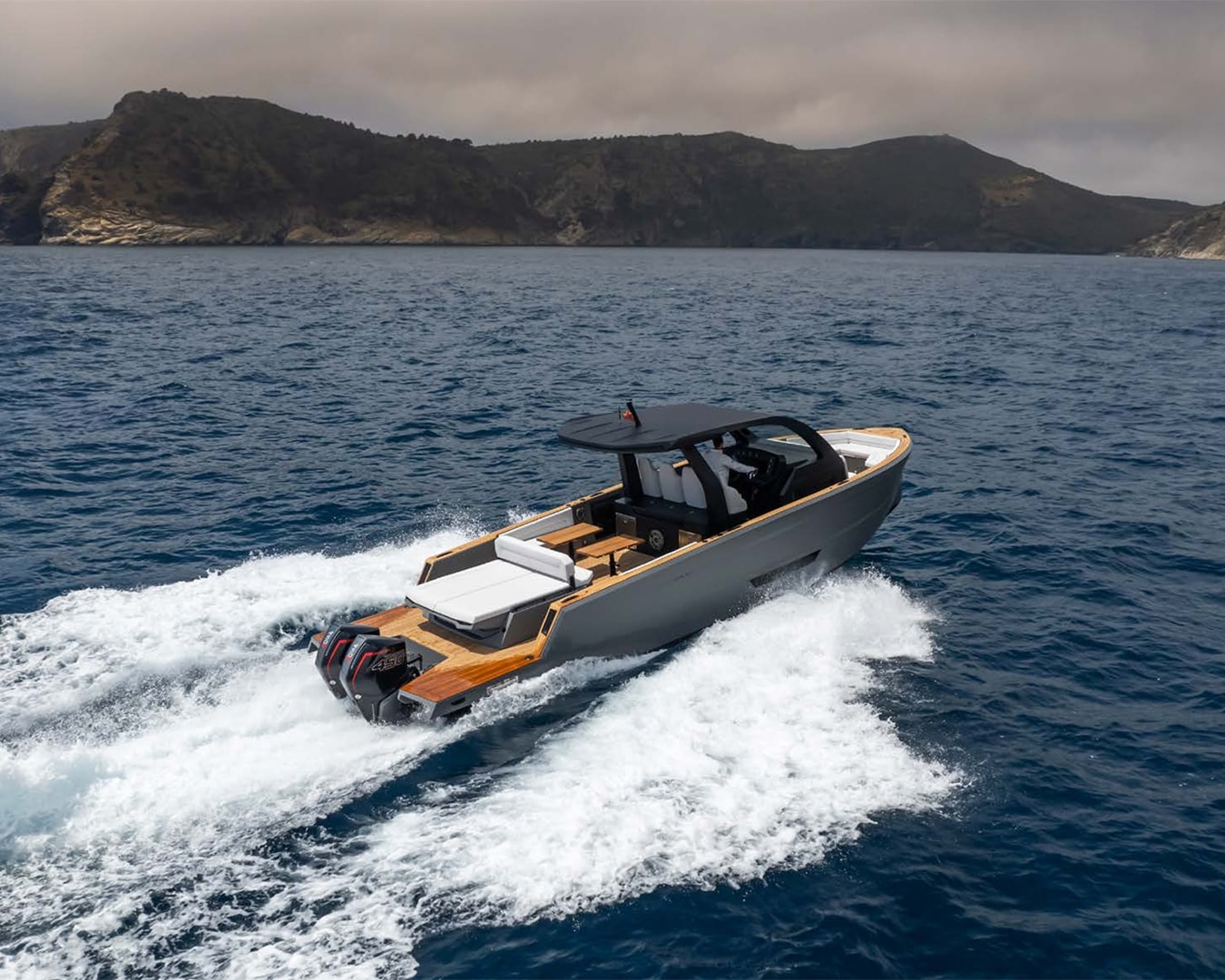 Maxim Yachts MAX 43 Race, photo 1 of 8